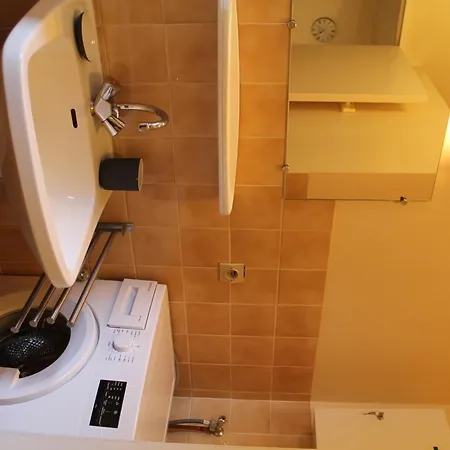 Studio Lumineux Centre-ville Avec Wi-fi Et Lave-linge - Fr-1-541-145 *